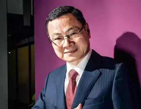 大润发创始人尹衍梁离世，商业帝国的陨落与行业影响